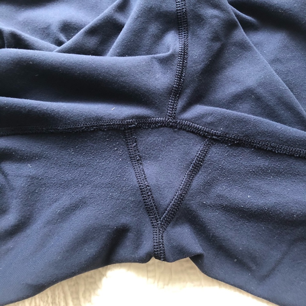 Lululemon leggings!! - Picture 5 of 7